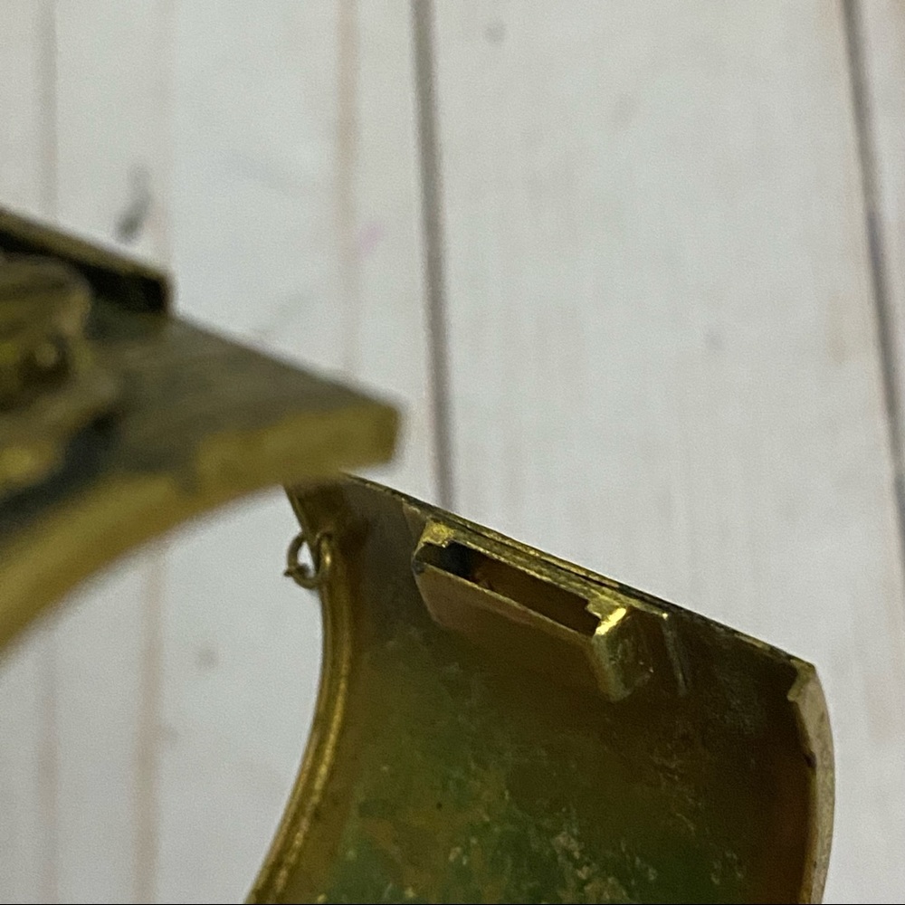 Vintage Goldtone Floral Cuff Bracelet - Picture 10 of 15